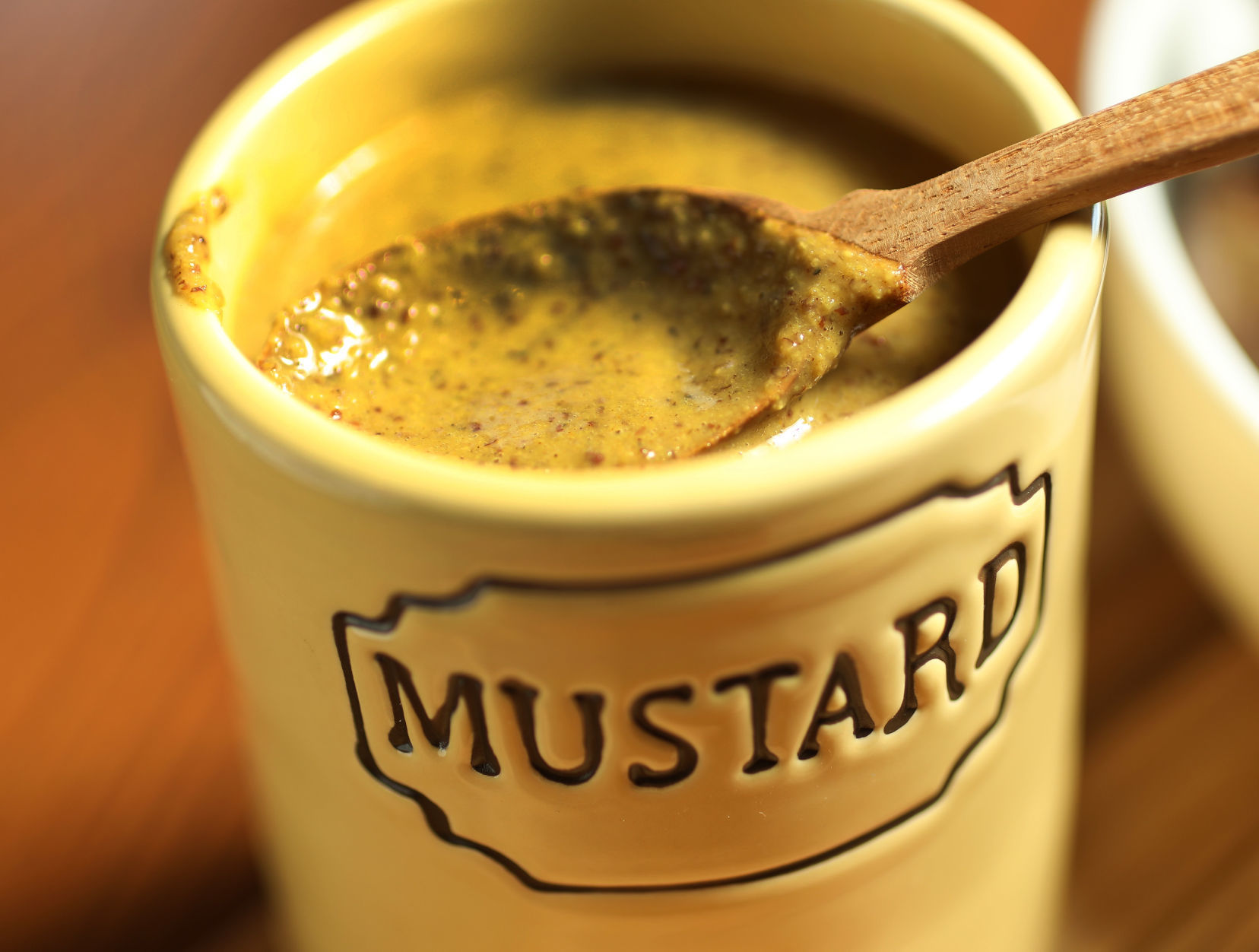 Spicy beer mustard
